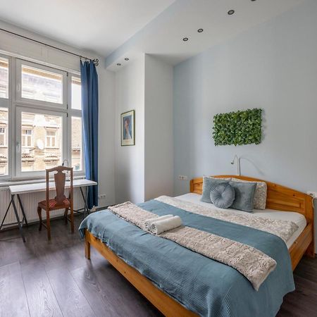 Explore Budapest From A Central Cozy Home & Sweet Retreat Экстерьер фото
