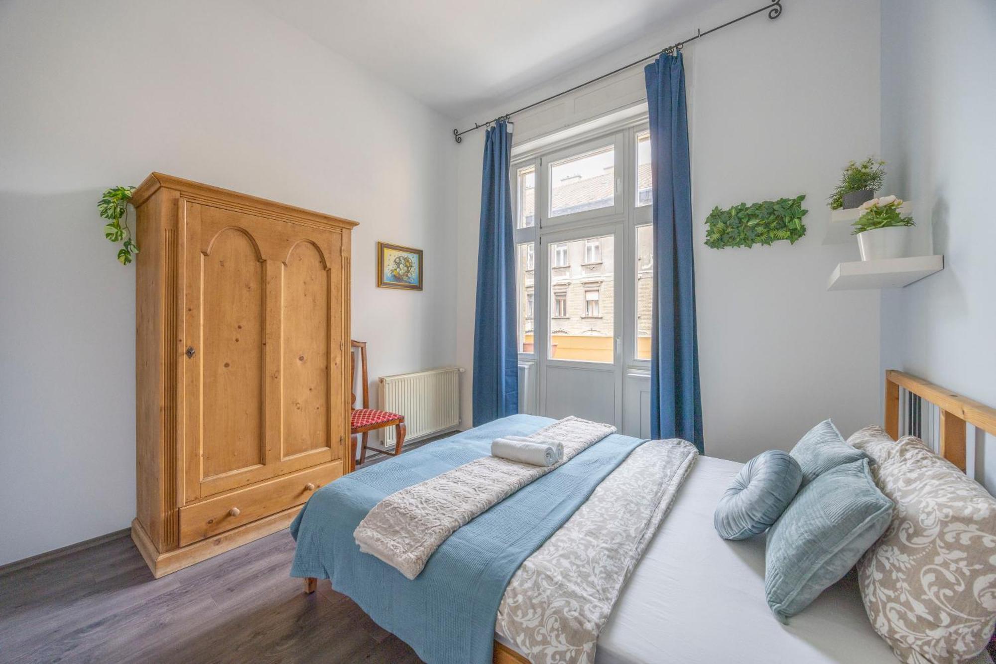 Explore Budapest From A Central Cozy Home & Sweet Retreat Экстерьер фото